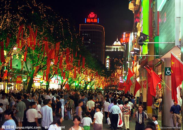 AG九游會中國十大著名商業(yè)街中央大街光榮上榜！(圖6)